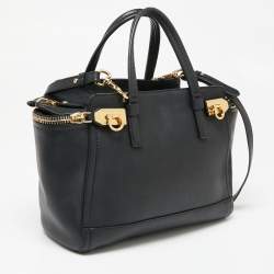 Pre Owned حقيبة يد سالفاتوري فيراغامو أريانا جلد سوداء بسحاب