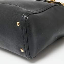 Pre Owned حقيبة يد سالفاتوري فيراغامو أريانا جلد سوداء بسحاب