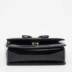 Pre Owned حقيبة كتف سالفاتوري فيراغامو جلد أسود لامع مزينة فيونكة فارا بسلسلة