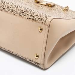 مملوكة مسبقًا Salvatore Ferragamo Beige Laser Cut Leather Chain Tote