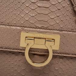 مملوكة مسبقًا حقيبة سالفاتوري فيراغامو صوفيا جلد نقش تمساح ب يج بيد علوية