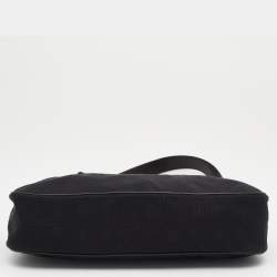 Pre Owned Salvatore Ferragamo Black Nylon And Leather Gancini Shoulder Bag