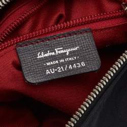 Pre Owned Salvatore Ferragamo Black Nylon And Leather Gancini Shoulder Bag