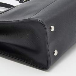 مملوكة مسبقًا Salvatore Ferragamo Black Saffiano Leather Small Briana Tote