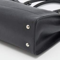 مملوكة مسبقًا Salvatore Ferragamo Black Saffiano Leather Small Briana Tote