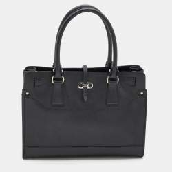 مملوكة مسبقًا Salvatore Ferragamo Black Saffiano Leather Small Briana Tote