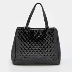 Pre Owned Salvatore Ferragamo Black Quilted Leather Tote