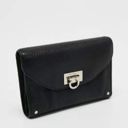 مملوكة مسبقًا Salvatore Ferragamo Black Grained Leather Gancini Trifolfd Wallet