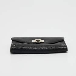 مملوكة مسبقًا Salvatore Ferragamo Black Grained Leather Gancini Trifolfd Wallet
