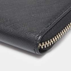 Salvatore Ferragamo Black Leather Double Gancio Zip Around Wallet