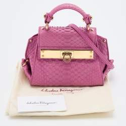 مملوكة مسبقًا Salvatore Ferragamo Pink Python Mini Sofia Top Handle Bag