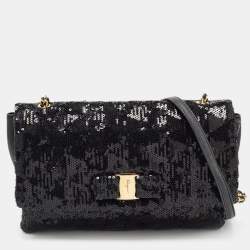 مملوكة مسبقًا Salvatore Ferragamo Black Sequin and Leather Vara Bow Shoulder Bag