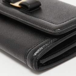 Pre Owned Salvatore Ferragamo Black Leather Vara Bow Continental Wallet