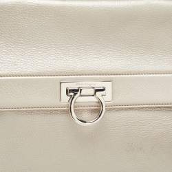 مملوكة مسبقًا Salvatore Ferragamo Metallic Silver Leather Large Sofia Top Handle Bag
