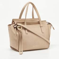 Pre Owned Salvatore Ferragamo Beige Leather Amy Tote
