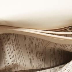 Pre Owned Salvatore Ferragamo White Leather Gancini Flap Bag