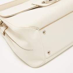 Pre Owned Salvatore Ferragamo White Leather Gancini Flap Bag