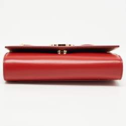 Pre Owned Salvatore Ferragamo Red Leather Floral Button Chain Clutch