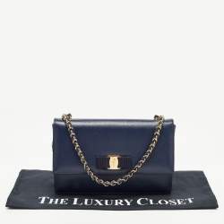 Pre Owned Salvatore Ferragamo Dark Blue Leather Vara Bow Chain Shoulder Bag