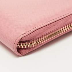 Pre Owned Salvatore Ferragamo Peach Leather Gancio Zip Around Wallet