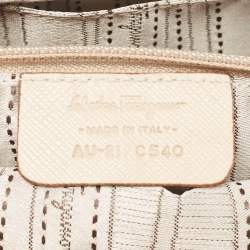 Pre Owned Salvatore Ferragamo Beige/Off White Woven Leather Gancini Chain Clutch