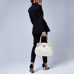 Pre Owned Salvatore Ferragamo White Leather Marisa Shoulder Bag