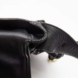 Pre Owned Salvatore Ferragamo Black Leather Messenger Bag
