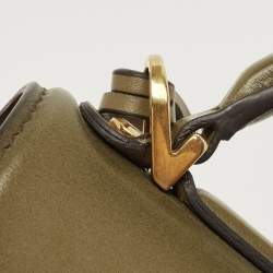 مملوكة مسبقًا Salvatore Ferragamo Olive Green Leather Medium Boxyz Top Handle Bag