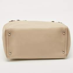 مملوكة مسبقًا Salvatore Ferragamo Beige Leather Verve Tote