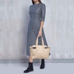 مملوكة مسبقًا Salvatore Ferragamo Beige Leather Verve Tote