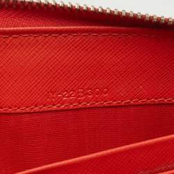 Pre Owned Salvatore Ferragamo Orange Leather Double Gancio Zip Around Wallet