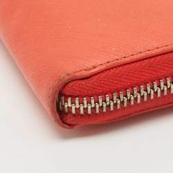 Pre Owned Salvatore Ferragamo Orange Leather Double Gancio Zip Around Wallet