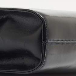 Pre Owned Salvatore Ferragamo Dark Blue Leather Chain Bag