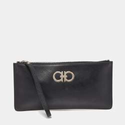 Pre Owned Salvatore Ferragamo Black Leather Gancio Wristlet Zip Pouch