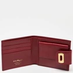 Pre Owned Salvatore Ferragamo Burgundy Leather Gancini Flap Compact Wallet
