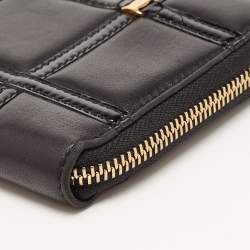 Pre Owned Salvatore Ferragamo Black Leather Square Quilt Zip Around Wallet