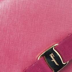 Pre Owned حقيبة كتف سالفاتوري فيراغامو بفيونكة جلد ذهبي/فضي بسلسلة