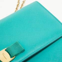 Pre Owned Salvatore Ferragamo Green Leather Miss Vara Bow Shoulder Bag