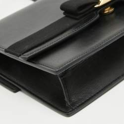 Pre Owned Salvatore Ferragamo Black Leather Vara Bow Shoulder Bag