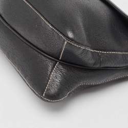 Pre Owned Salvatore Ferragamo Black Leather Gancio Hobo