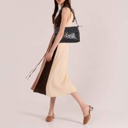 Pre Owned Salvatore Ferragamo Black Leather Gancio Hobo