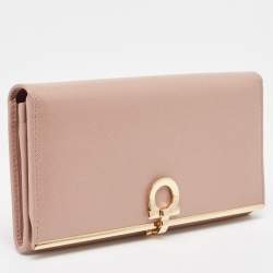 Pre Owned Salvatore Ferragamo Dusty Pink Leather Gancini Icona Continental Wallet