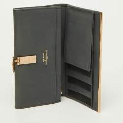 Pre Owned Salvatore Ferragamo Grey Leather Gancini Icona Continental Wallet