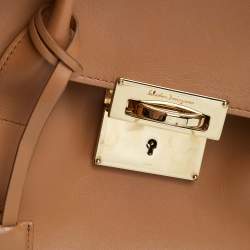 Pre Owned Salvatore Ferragamo Tan Leather Mara Tote