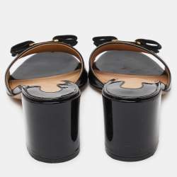 Pre Owned Salvatore Ferragamo Black Patent Leather Vara Bow Slide Sandals Size 37