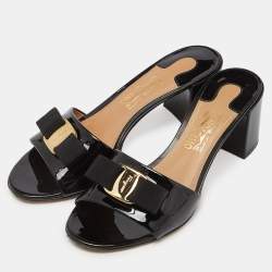 Pre Owned Salvatore Ferragamo Black Patent Leather Vara Bow Slide Sandals Size 37