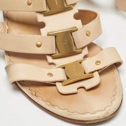 Pre Owned Salvatore Ferragamo Cream Leather Buckle Detail Strappy Sandals Size 41