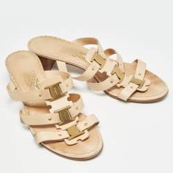 Pre Owned Salvatore Ferragamo Cream Leather Buckle Detail Strappy Sandals Size 41