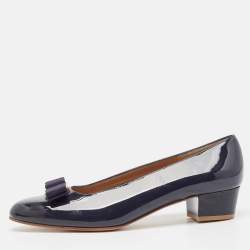 Pre Owned Salvatore Ferragamo Navy Blue Patent Leather Vara Bow Pumps Size 39