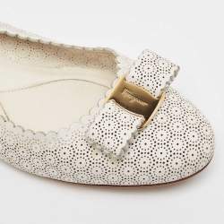 مملوكة مسبقًا Salvatore Ferragamo White Perforated Leather Varina Ballet Flats Size 39.5